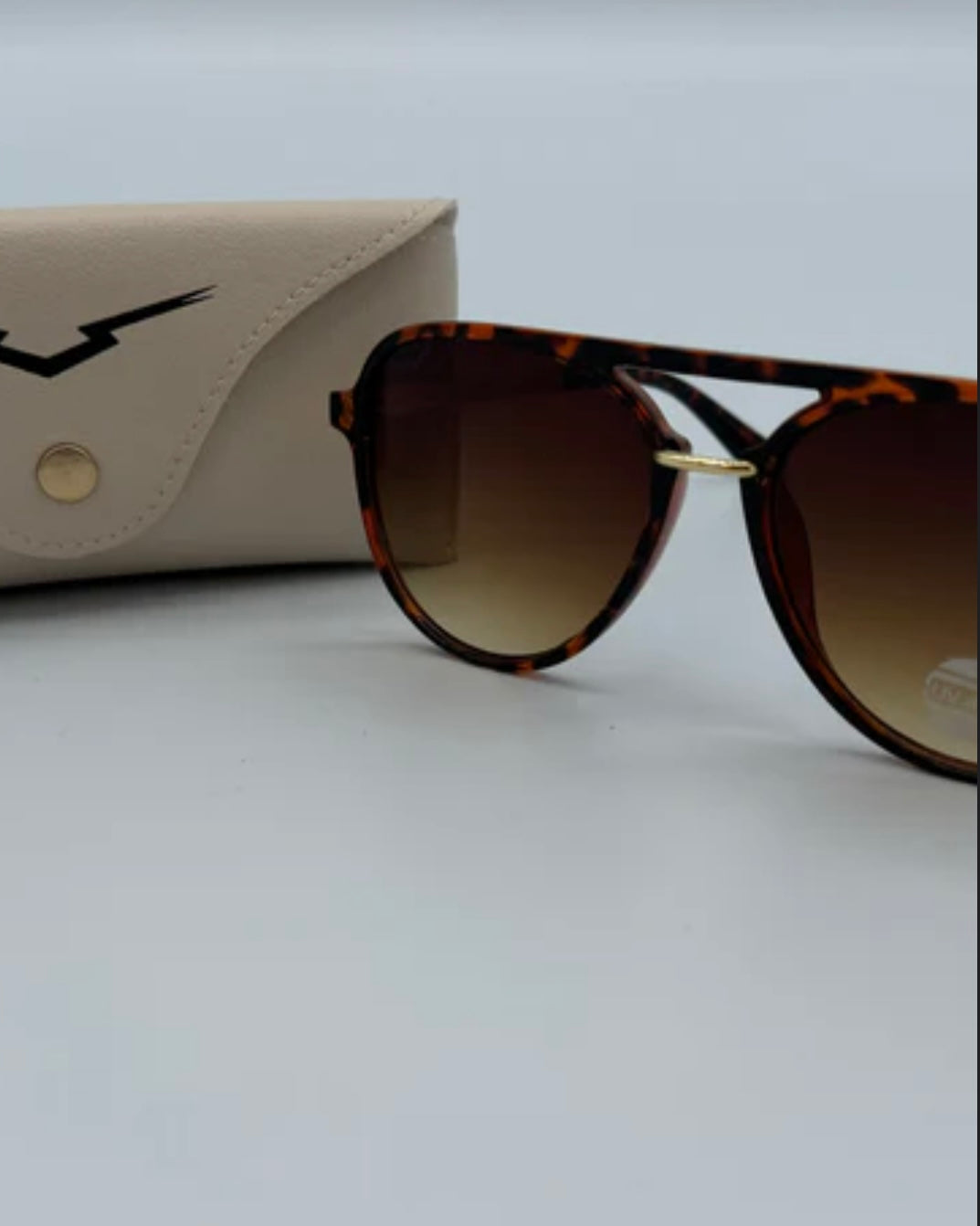 Tortoise/Gold Classic Sunglasses